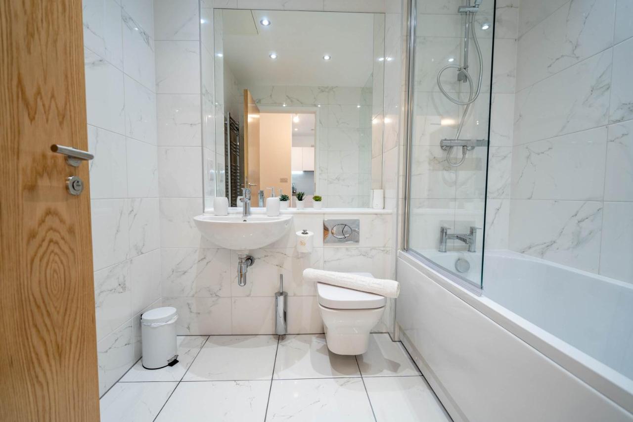 Luxe 1 Bedroom Comfy Apartment - City Centre Birmingham Bagian luar foto